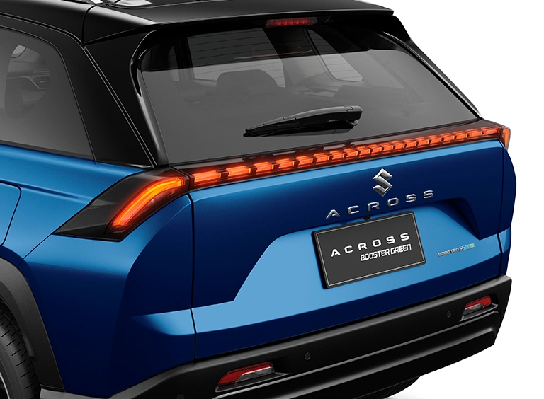 ESPEJOS ABATIBLES ELECTRÓNICAMENTE
Despreocúpate de estar cerrando tus espejos laterales cada vez que bajas de tu auto. Swift Boosterjet Sport lo hace por ti.